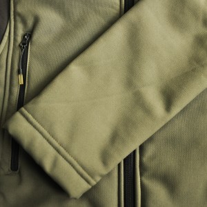 GREEN STITCHING SOFTSHELL